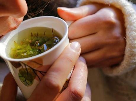 Kötü bir ruh halinin sizi sağlıksız alışkanlıklara geri döndürmesi kolaydır