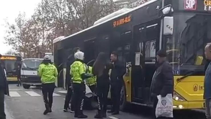 Fatih’te İETT otobüsünün çarptığı yaya ağır yaralandı Kaynak: DHA Kaza, 25 Aralık Perşembe günü saat 15.45 sıralarında