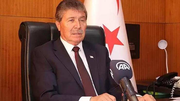 KKTC Başbakanı Üstel’den Erdoğan’ın Kıbrıs’a ilişkin açıklamasına destek Kaynak:AA KKTC Başbakanlığından yapılan yazılı açıklamaya göre, Üstel, Güney Kıbrıs