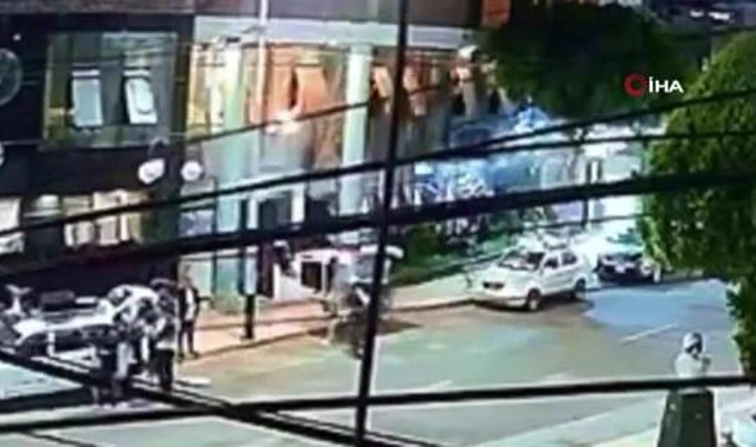 Peru 6.0 ile salladı: Paniğe neden olan deprem anı kamerada! Kaynak:İHA Peru’da 6.0 büyüklüğünde deprem meydana geldi. Alman Yer Bilimleri