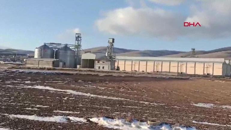 Kaynak:CNN TÜRK Depodaki tonlarca hububat, Romanya’ya kaçış bileti oldu. Depo