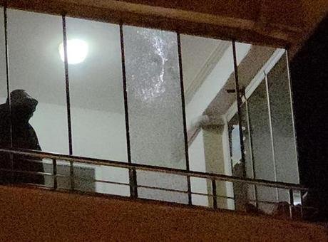 Olay, gece saatlerinde Ata 1’inci Caddesi’nde meydana geldi. Kimliği belirsiz