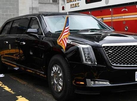 ABD Başkanı Donald Trump’ın Florida’daki resmi konvoyu, şüpheli bir cisim