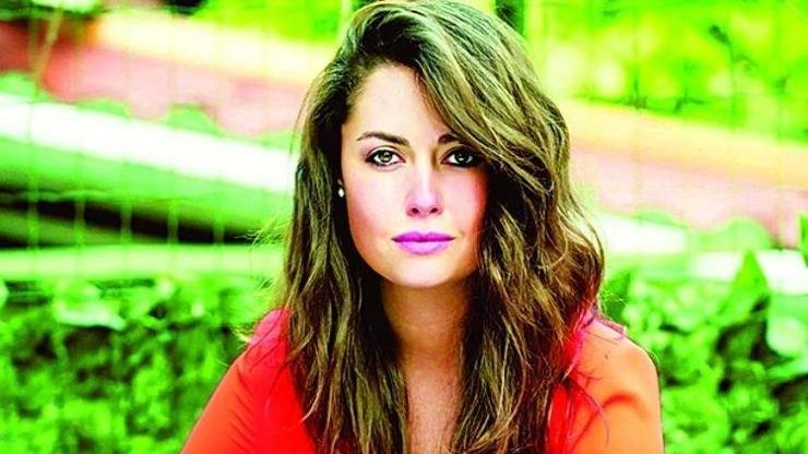 Kaynak:Cnnturk.com Başrollerinde iki ünlü oyuncu Kenan İmirzalıoğlu ve Afra Saraçoğlu‘nun