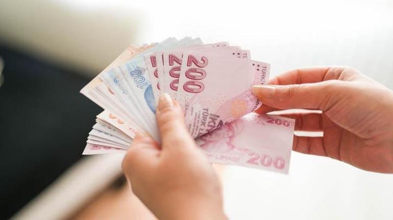 Bankalar vites yükseltti: Emekli promosyonlarında artış beklentisi Kaynak:Kanal D Maaş artışlarının netleşmesiyle birlikte bankalar arasında emekli promosyonu