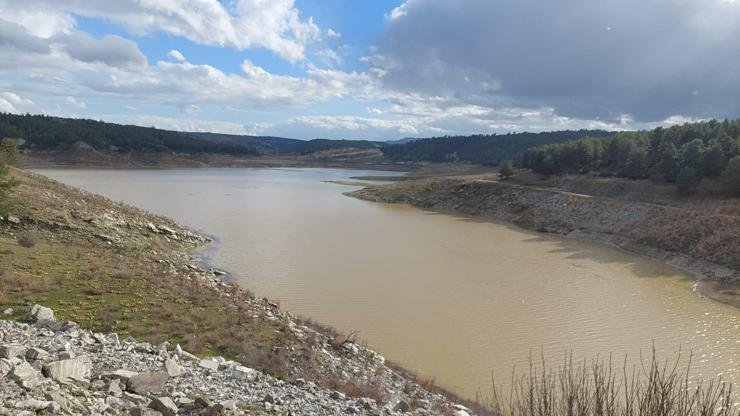 Sarıgöl Ovası’nı yaz aylarında sulayan Buldan ve Afşar barajlarında önemli