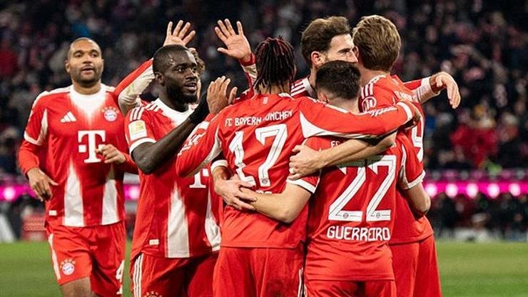 Bayern Münih’ten Wolfsburg’a tarihi fark! 9 gollü maç Kaynak:Cnnturk.com Almanya Bundesliga’nın 16’ncı haftasında lider Bayern Münih, eski günlerini