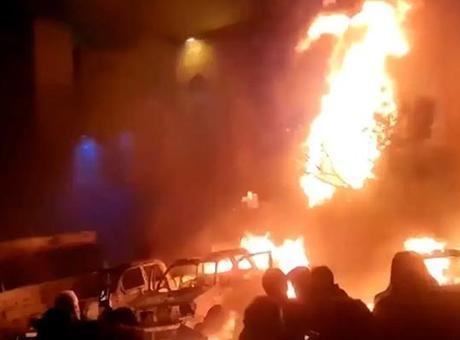 İran’da 28 Aralık’ta hayat pahalılığına karşı başlayan ve kısa sürede