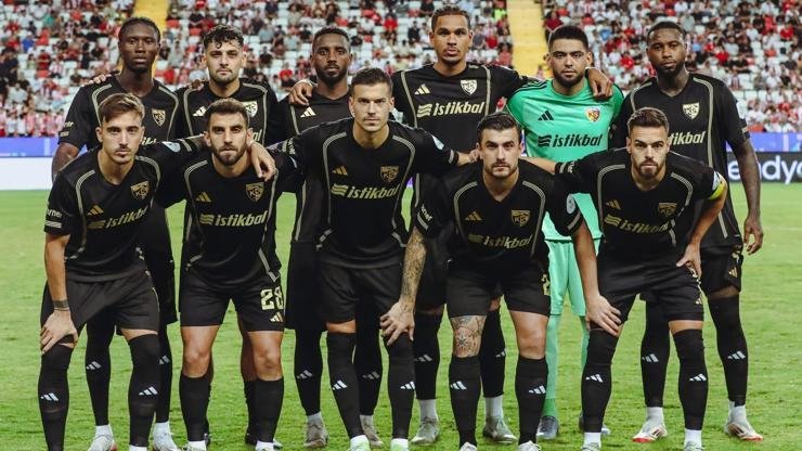 Kaynak: DHA Süper Lig ekiplerinden Kayserispor, transfer tahtasını açtı. Eski