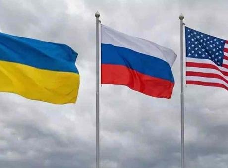 Ukrayna’daki savaşı sona erdirmek amacıyla Rusya, Ukrayna ve ABD temsilcilerinin