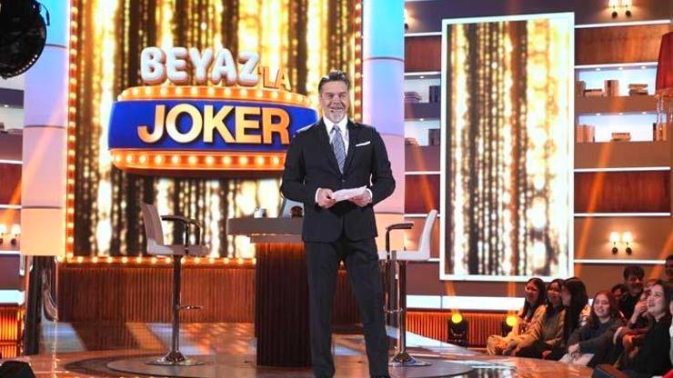 Kübra Ünlü yazdı! BEYAZ’LA JOKER’E REKOR KATILIM TALEBİ! Beyazıt Öztürk’ün kendine has sunumu ve yarışmacılarla gerçekleştirdiği samimi sohbetler