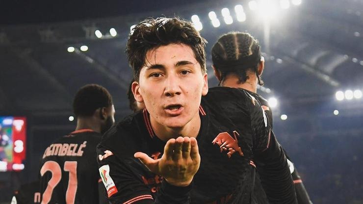 ÖZET | Emirhan İlkhan son dakikada sahneye çıktı, Roma’yı yaktı! Stadio Olimpico’da oynanan son 16 turu karşılaÅŸmasında Torino, 35. dakikada