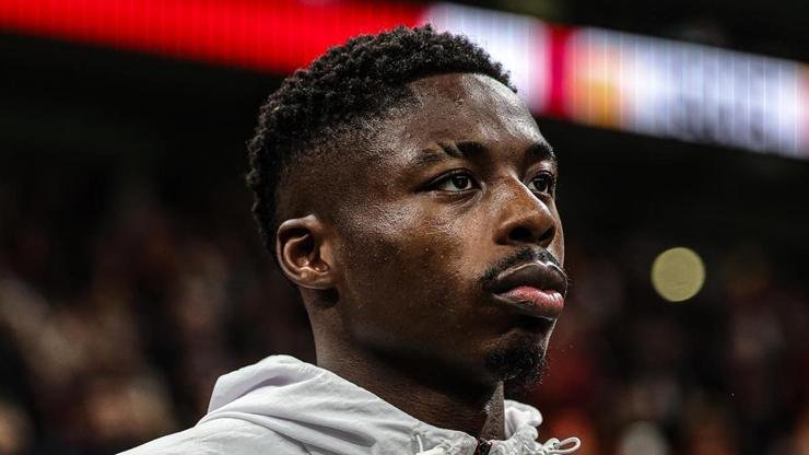 Samsunspor, Fenerbahçe’ye transfer olan Musaba’nın sözleÅŸmesini feshetti Kaynak:İHA Trendyol Süper Lig ekiplerinden Samsunspor‘da ara transfer döneminin açılmasıyla