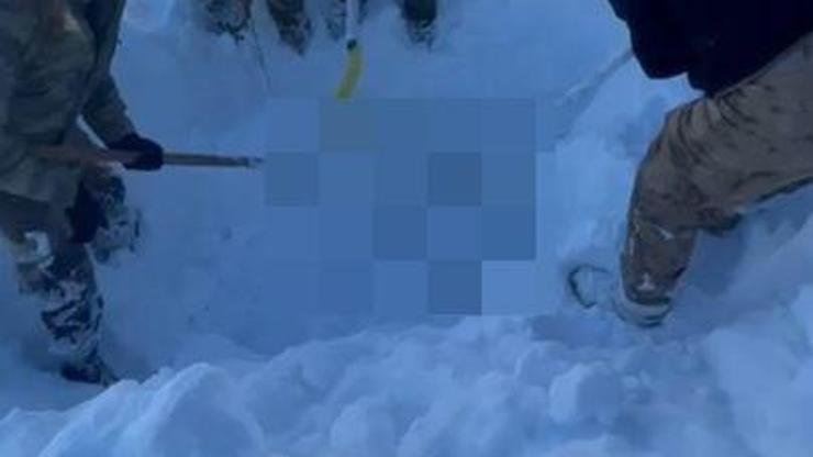 Şırnak’ta kar altında ceset bulundu Sekvan KÜDEN/ŞIRNAK, (DHA)- ŞIRNAK’ın Uludere ilçesinde, ihbar üzerine başlatılan arama