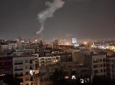 ABD Başkanı Donald Trump’ın, gösterilerin devam ettiği İran’a karşı konvansiyonel