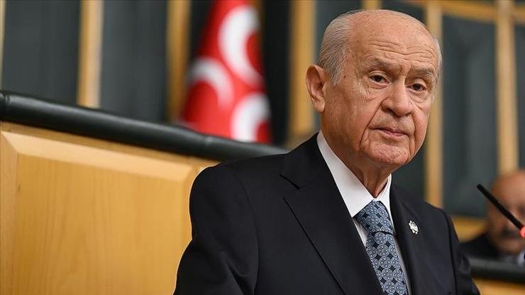 SON DAKİKA… MHP lideri Bahçeli: Bayrağa saldırı en ağır provokasyon MHP lideri Devlet Bahçeli’nin açıklaması şu şekilde; “Terörsüz Türkiye” ile