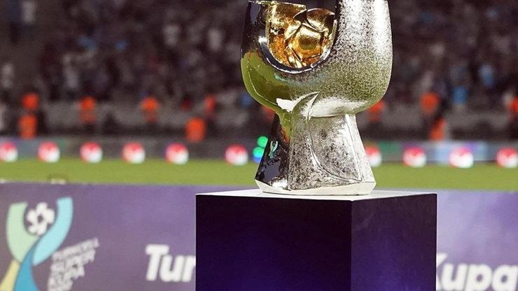 Kaynak:Cnnturk.com 5-6 Ocak’ta yarı final müsabakaları oynanması planlanan Turkcel Süper