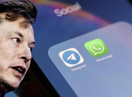 İnternetin ve ardından akıllı telefonların adeta hayatımızın merkezine girmesi ile