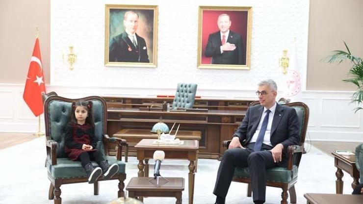 Sağlık Bakanı Prof. Dr. Kemal Memişoğlu, Sağlıklı Hayat Merkezi’ni ziyaretinde