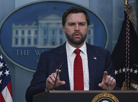 ABD’den İran müzakeresi sonrası kritik değerlendirme! ‘Askeri seçenekler hala masada’ ABD Başkan Yardımcısı JD Vance, dün ABD ile İran heyetleri