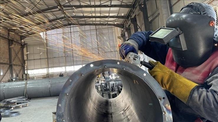Alman makine sektöründe istihdam alarmı Sektörde yaşanan işten çıkarmaların en önemli nedenleri arasında küresel rekabetin