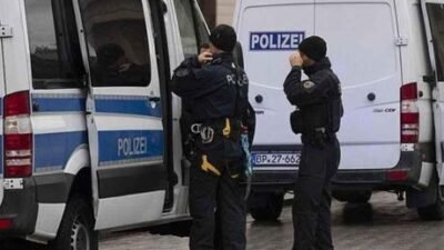 Almanya’da bir yolcu treninde Türk kondüktör saldırıya uğradı. Alman medyasında