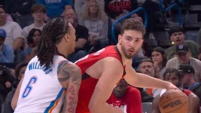 Kaynak:AA Paycom Center’da oynanan maçta milli basketbolcu Alperen Şengün, 17