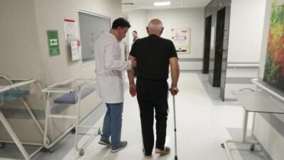 Kaynak:Emel Telli | CNN TÜRK İstanbul’da yaşayan 83 yaşındaki Cihangir