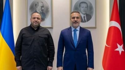 Dışişleri Bakanı Hakan Fidan Ukrayna Ulusal Güvenlik ve Savunma Konseyi Sekreteri Umerov ile Ankara’da görüştü Dışişleri Bakanı Hakan Fidan, Ukrayna Ulusal Güvenlik ve Savunma Konseyi