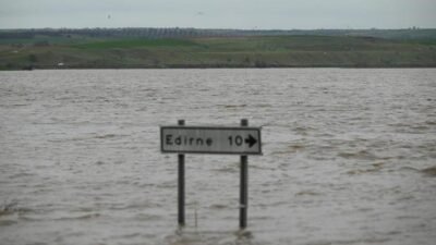 Kaynak:AA Tarihi Kırkpınar Yağlı Güreşleri’nin yapıldığı Sarayiçi Adası ile bazı