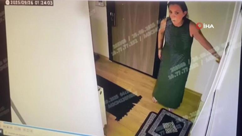 Kaynak:CNN TÜRK Yalova’daki evinin penceresinden düşerek hayatını kaybeden şarkıcı Güllü’nün