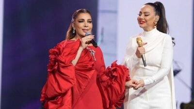 15 bin kişilik Mohammed Abdo Theater konser salonunda alkışlar eşliğinde