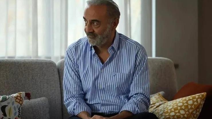 Kaynak:Cnnturk.com İnci Taneleri dizisinin yeni bölüm linki araştırılıyor. Heyecan dolu