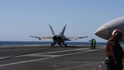 Kaynak:CNN TÜRK “HEDEF SADECE NÜKLEER TESİSLE SINIRLI OLMAYABİLİR” ABD merkezli