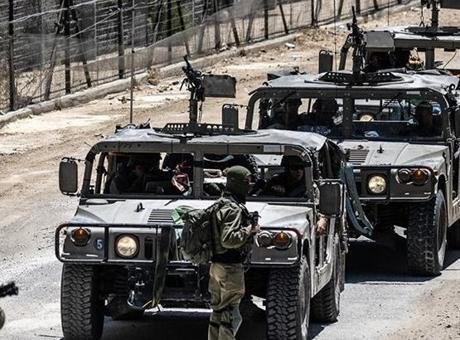 İsrail ordusu 30 askeri araçla, Suriye’nin güneyindeki Kuneytra ili kırsalındaki