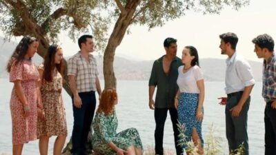 Kaynak:Cnnturk.com Başrollerinde Emin Günenç ve Almila Ada‘nın yer aldığı Kuşaklılar