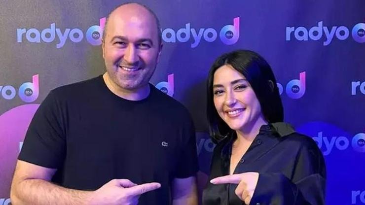 Müzikte ve hayatta tek bir kalıba sığmayı sevmediğini belirten&nbsp;Melek Mosso,