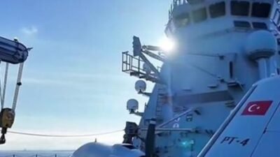 Milli Savunma Bakanlığı “Denizlerde ve semalarda millî gücümüzle görev başındayız.”