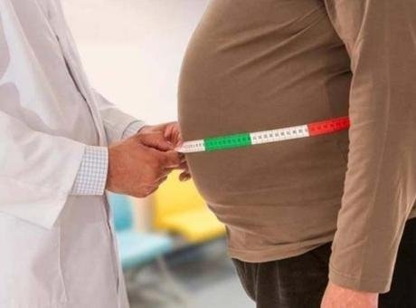 İngiltere’de maddi gücü olmayanların zayıflama iğnelerine reçeteli olarak erişebilmelerini sağlamak