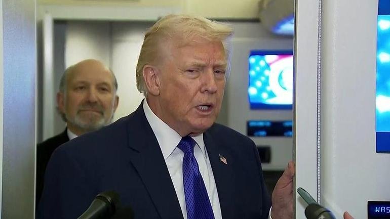 Kaynak:CNN TÜRK Eski ABD Başkanı Barack Obama ve eşinin maymuna