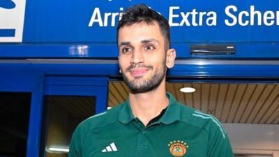 Panathinaikos, Ömer Faruk Yurtseven ile yollarını ayırdı Kaynak:Cnnturk.com Başantrenörlüğünü Ergin Ataman’ın yaptığı Panathinaikos, Ömer Faruk Yurtseven’un sözleşmesini
