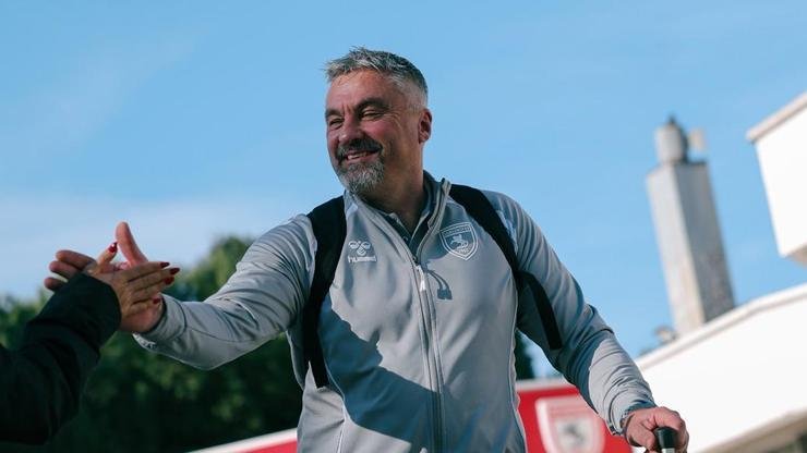 Thomas Reis, Süper Lig ekibinden gelen teklifi reddetti Kaynak: DHA Süper Lig’in 21’inci haftasında sahasında Kocaelispor’a 2-1 mağlup