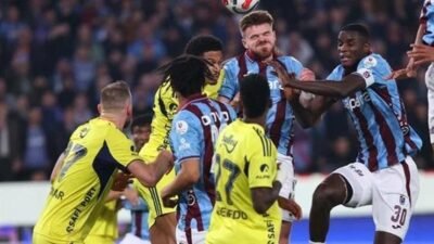 Kaynak:Cnnturk.com Fenerbahçe, 1-0 geriye düştüğü Süper Lig‘in 22. hafta maçında