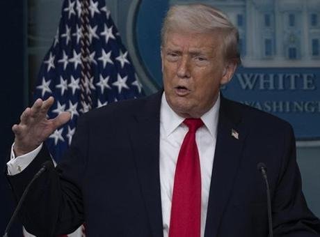 Trump’tan İran’a bir tehdit daha: Anlaşamazsak kötü şeyler olacak ABD Başkanı Donald Trump, İran’a doğru giden büyük gemilerinin olduğunu