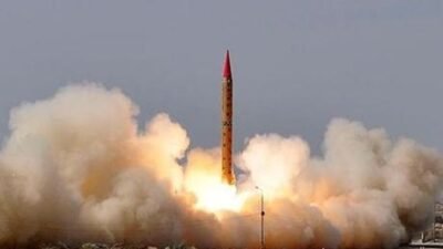 Ukrayna’ya nükleer bomba verileceği iddia edilmişti! Rusya’dan dünyaya gözdağı Medvedev, sosyal medya hesabından yaptığı açıklamada, İngiltere ile Fransa’nın Ukrayna’ya