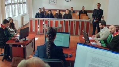 Kaynak:Cnnturk.com Ozan Akbaba, Sinem Ünsal gibi ünlü oyuncuların başrolde yer