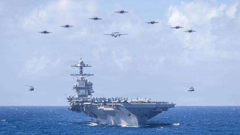 ABD’nin İran ile gerilimin tırmandığı süreçte, ABD Donanması’na ait uçak