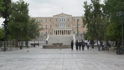 Yunanistan’ın Altın Vize’sine Türk akını Kaynak:CNN TÜRK 2013 yılından bu yana yürürlükte olan “Altın Vize”