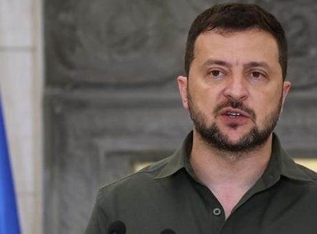 Zelenskiy, sosyal medya hesabından paylaştığı günlük görüntülü mesajında, Rusya’nın Ukrayna’ya