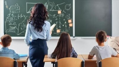 Kaynak: DHA MEB’den yapılan açıklamaya göre; 5 bin sözleşmeli öğretmen